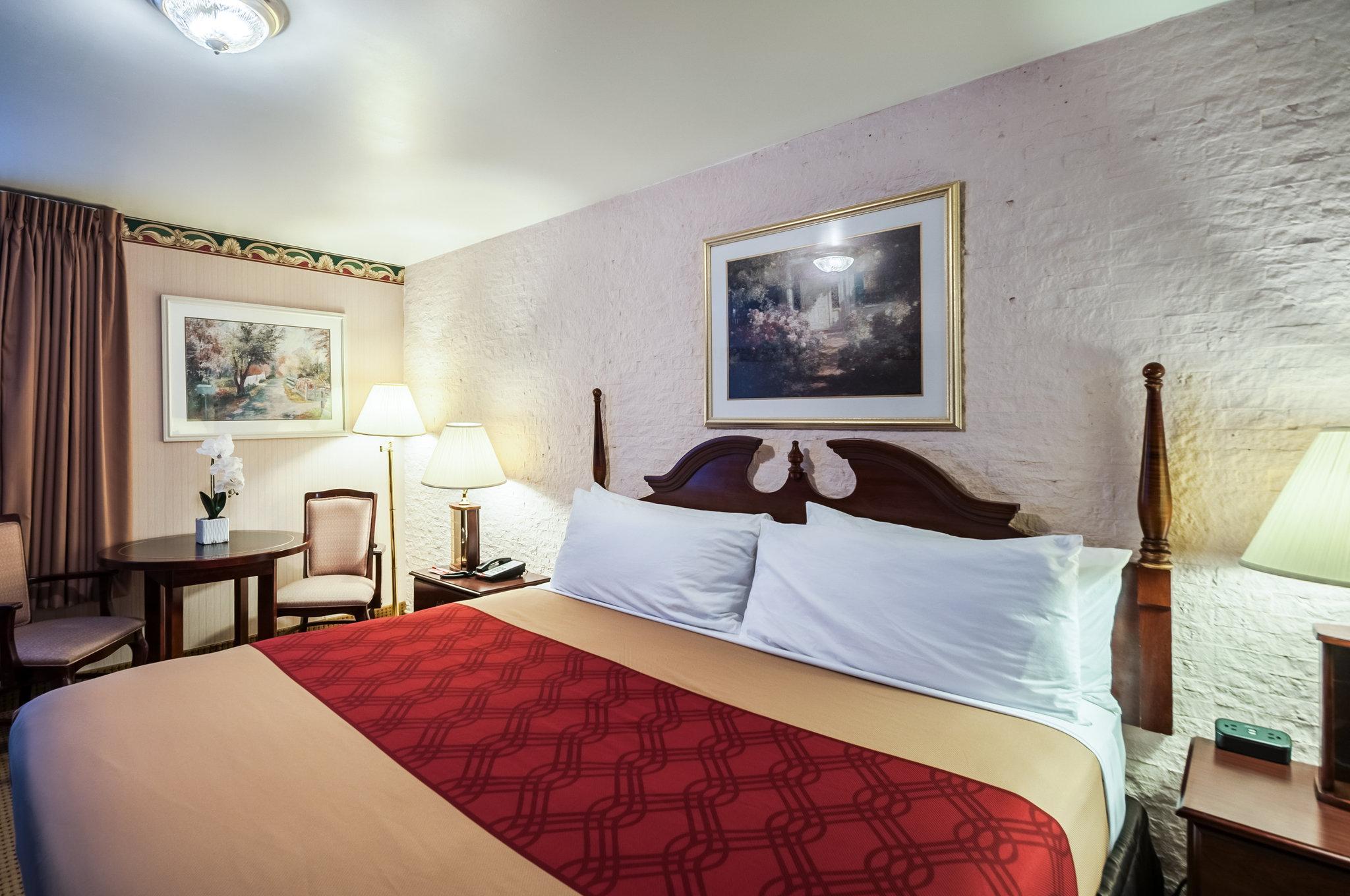 Econo Lodge Metro Arlington Eksteriør billede