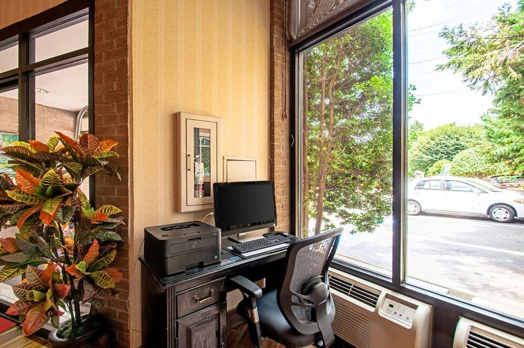 Econo Lodge Metro Arlington Faciliteter billede